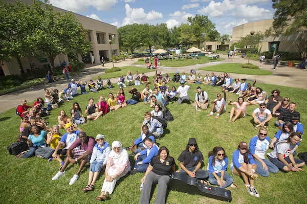 Human Peace Sign at Valencia College Human Peace Sign at Valencia College